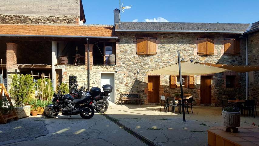 Location de vacances pour 2 personnes, avec jardin et sauna ainsi que piscine et vue, animaux acceptés à Llívia - 2