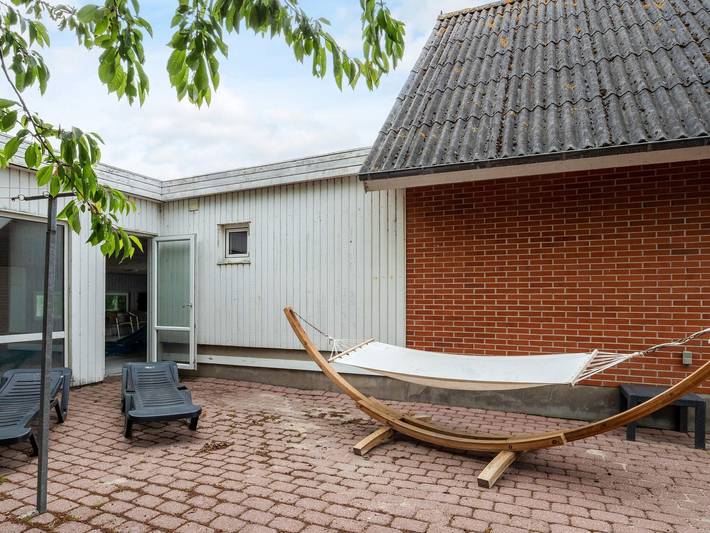Ferienhaus für 14 Personen, mit Terrasse und Pool sowie Sauna in Jegindø - 2