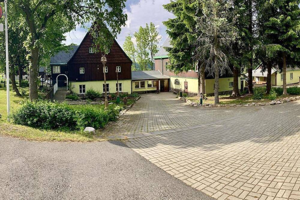 Zweibettzimmer, Dusche und Bad, Wc, Economy - Pension Zur 23 in Schellerhau, Altenberg