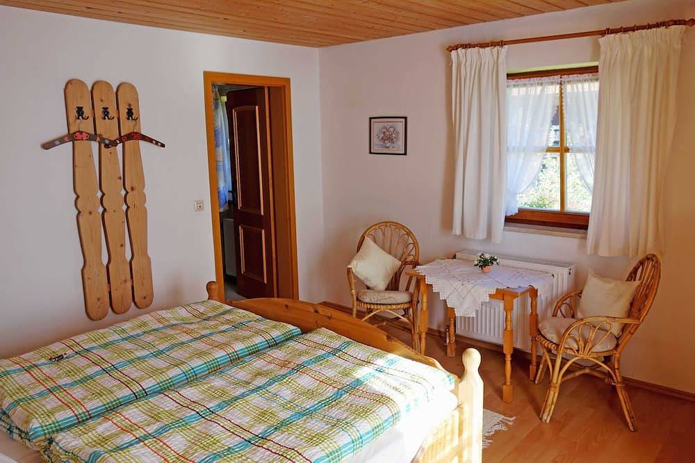 Ganze Wohnung, Ferienwohnung Gamsgnogel mit Bergblick und Balkon - Deb 031 Ferienwohnungen mit in Inzell, Bayerische Alpen