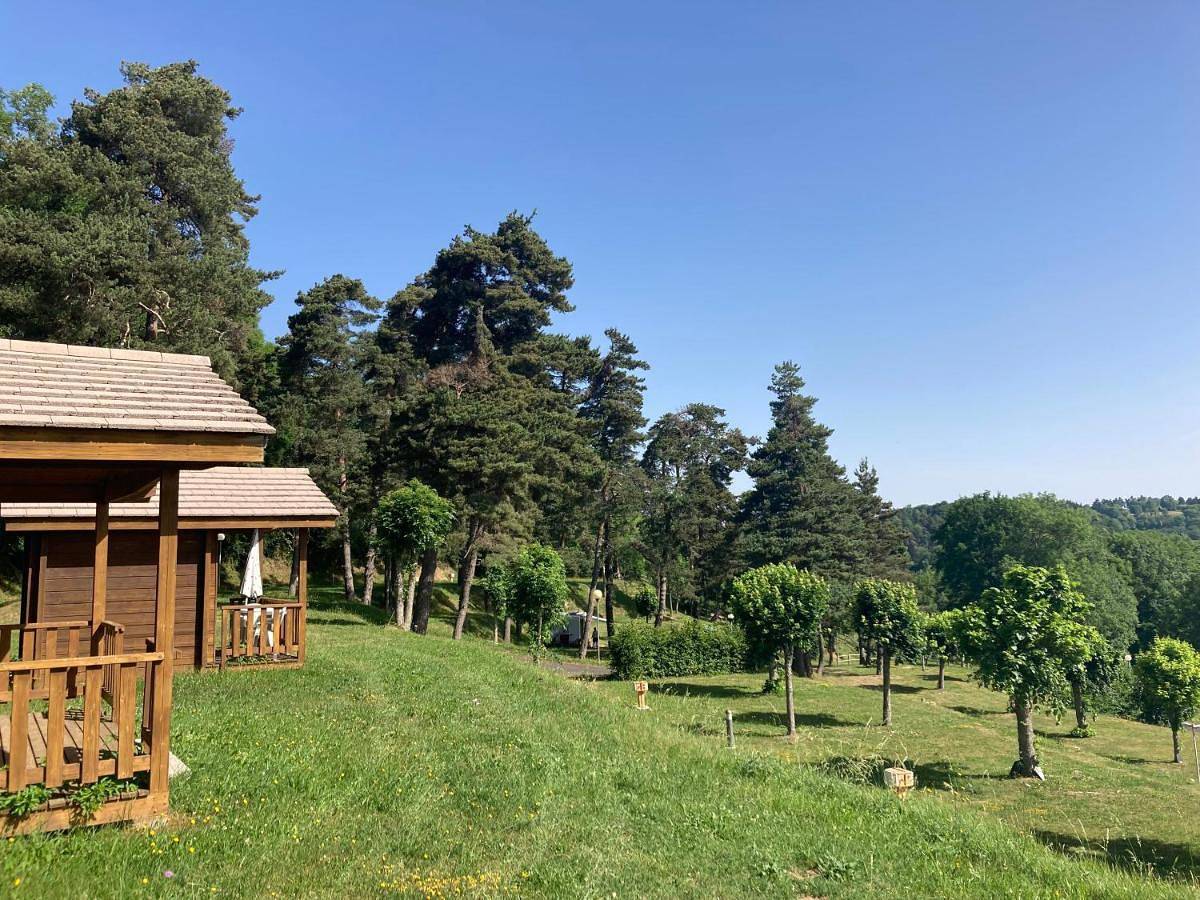 Camping Sérendipité in Neuvéglise, Région de Saint-Flour