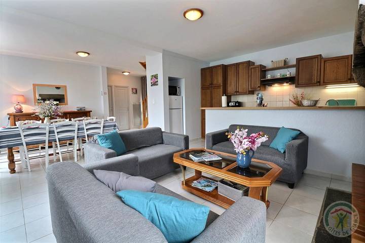 Gîte pour 8 personnes, avec jardin, animaux acceptés à Hédé-Bazouges - 2