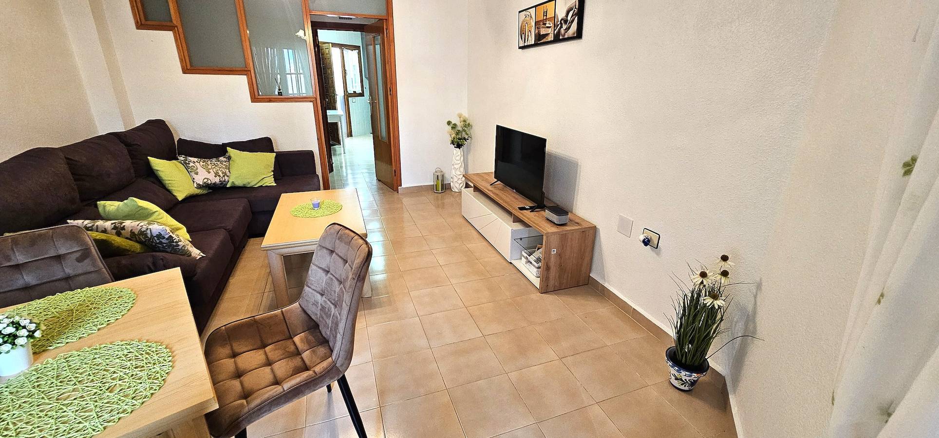 Vakantiehuis 'Marolesja' met Uitzicht op de Bergen, Wi-Fi en Airconditioning in Puerto de Mazarrón, Mazarrón