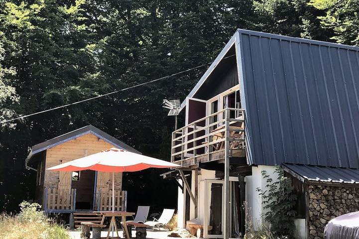 Chalet pour 5 personnes, avec balcon et jardin