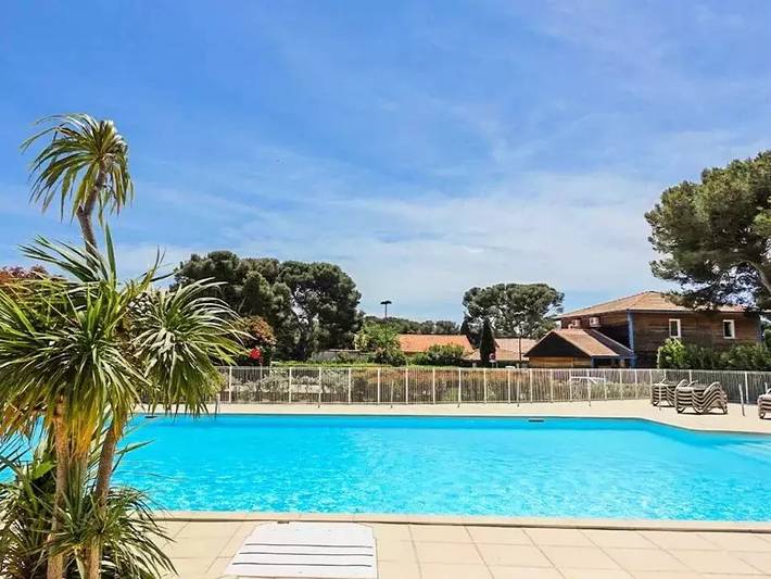 Gîte pour 4 personnes, avec terrasse et piscine, animaux acceptés à Martigues - 3