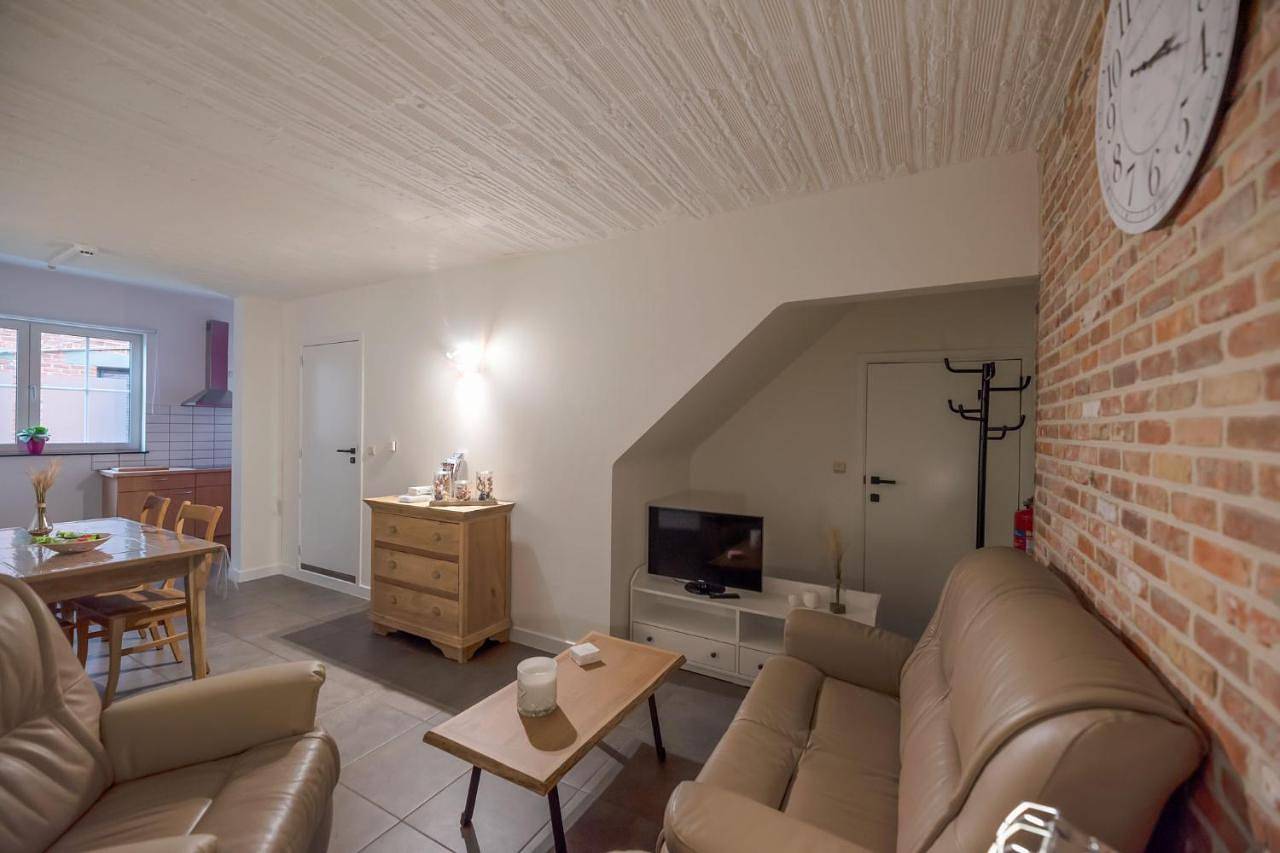 Appartement entier, Two-Bedroom Apartment in Heers, Limbourg (Belgique)