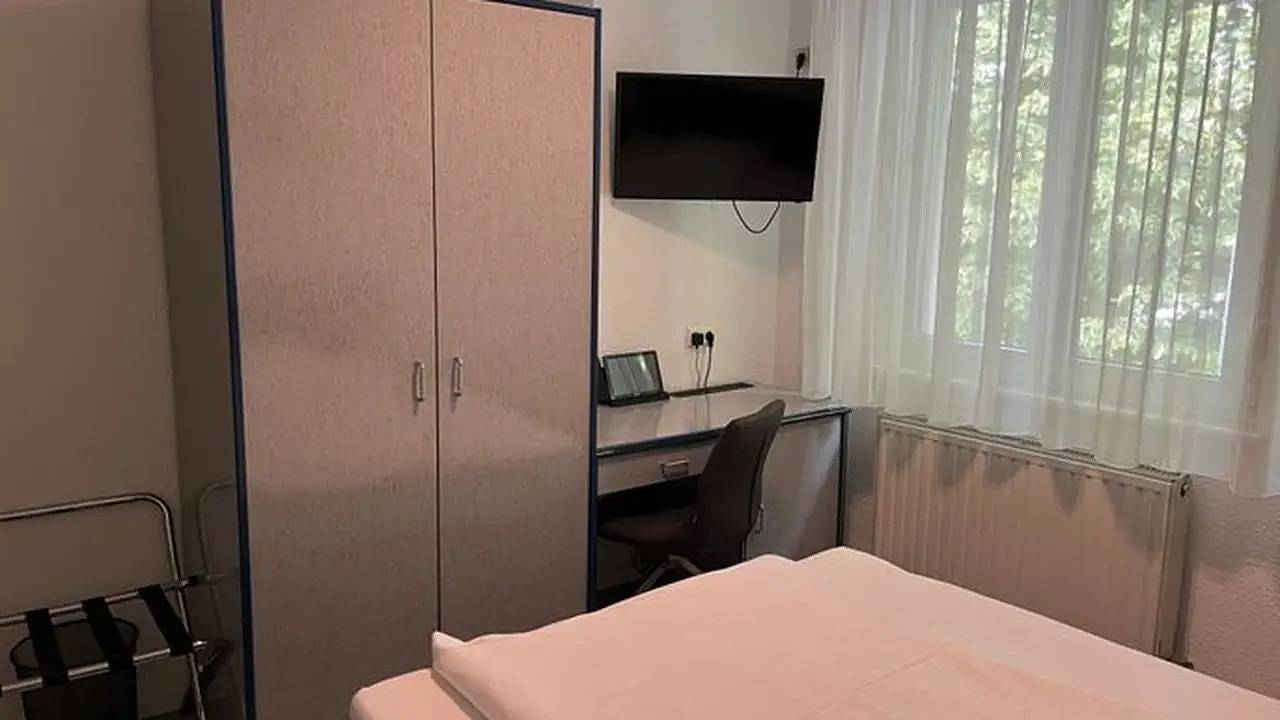 Einzelzimmer für 1 Person in Ludwigsburg in Ludwigsburg, Landkreis Ludwigsburg