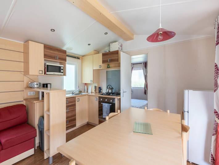 Mobil home pour 6 personnes, avec terrasse ainsi que jardin et piscine, adapté aux familles à Onzain - 3