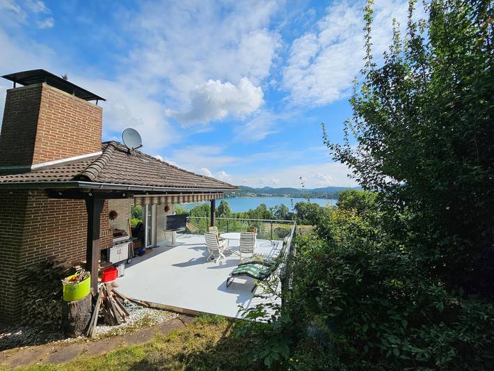 Ferienhaus für 6 Personen, mit Seeblick und Ausblick sowie Garten und Balkon, kinderfreundlich am Edersee - 2