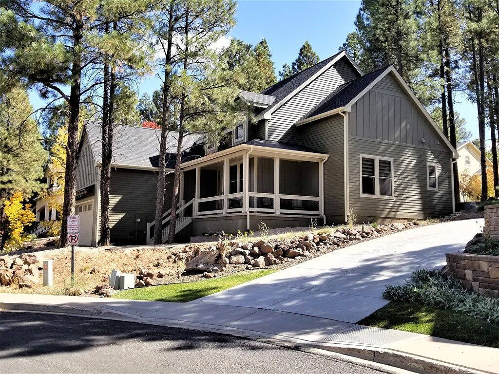 Modern Rustic Retreat, Close to Nau, Cul-de-sac, En-Suite Bath For Each Bedroom! in Flagstaff, Coconino Nationalwald