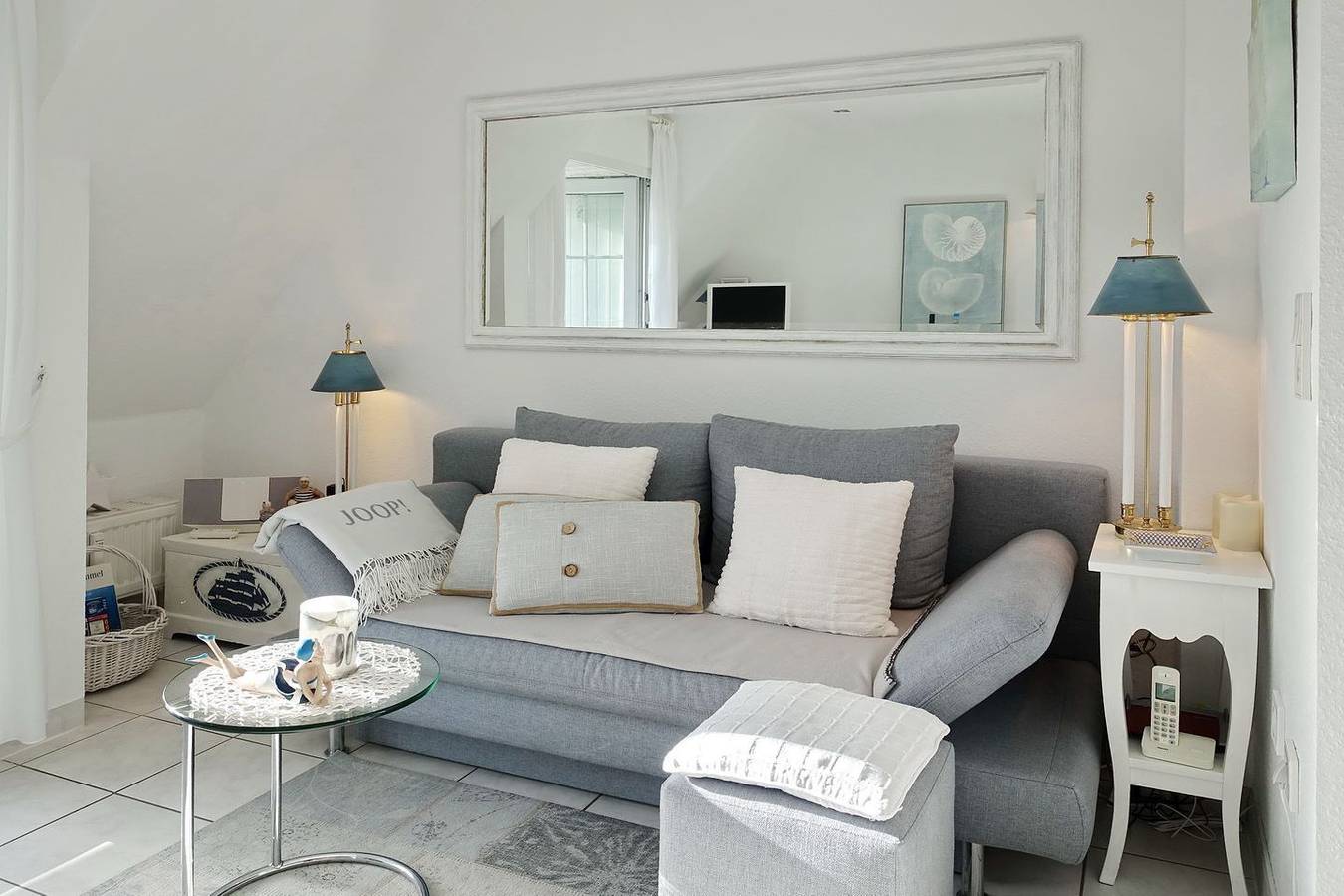 Ganze Wohnung, Wohlfühl-Appartement in bester Lage. Nur wenige Meter zum Strand. in Wenningstedt, Sylt