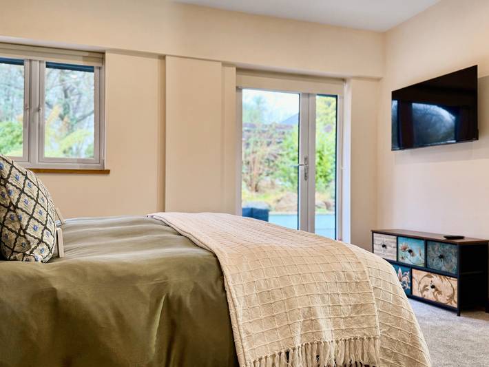 Entire apartment, Courtyard Studio 1 in Braddan, Isle of Man
