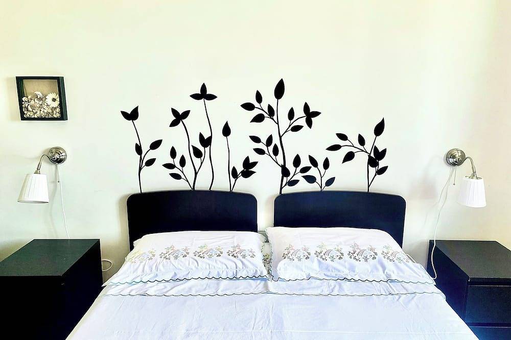 Spacious villa with private pool and parking 6 beds. in Monopoli, Region de Bari