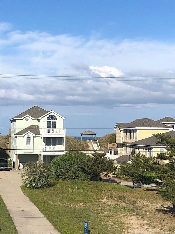 Orange Sky Obx, 3Br 2-1 / 2 Bad, 15. 5 Mp auf der Strandstraße, tierfreundlich in Whalebone, Nags Head