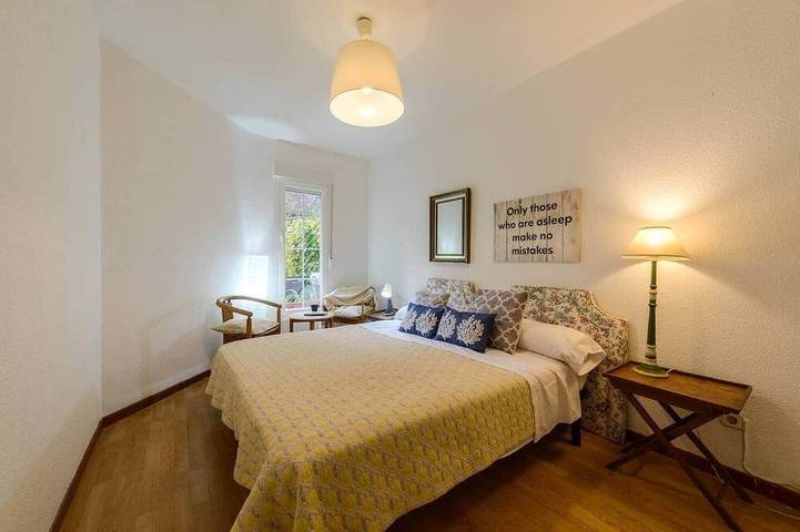 House with Garden & Free Parking · 10 min from Airport in San Sebastián de los Reyes, Área Metropolitana de Madrid