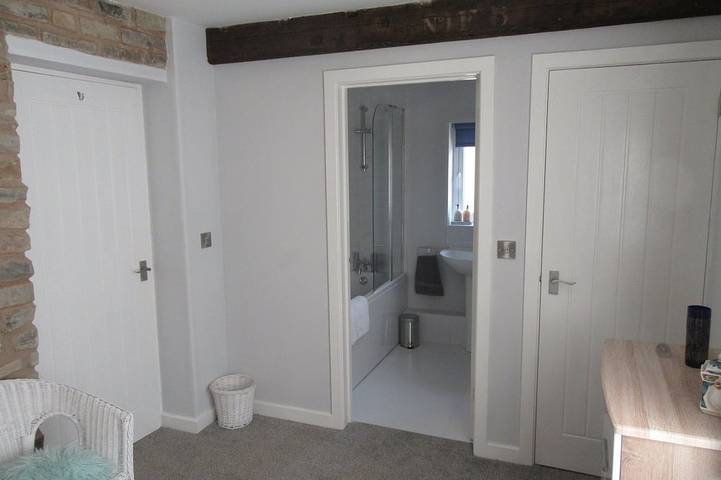 Canalside Cottage am Rande des Dorfes Wilmcote in Wilmcote, Warwickshire