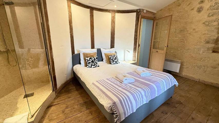 Gîte pour 2 personnes, avec jardin et vue dans Château de Blois