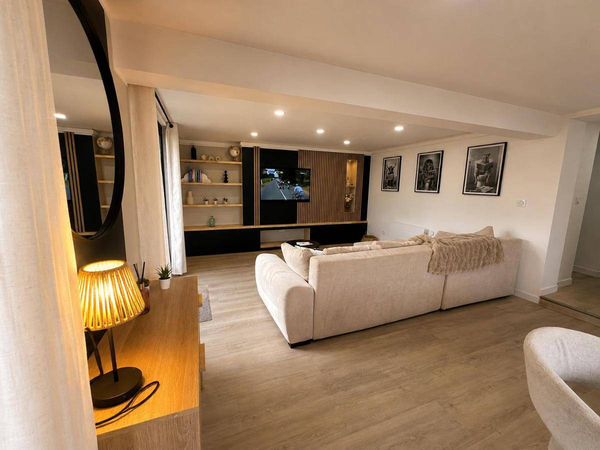Appartement entier, Le Cosy de Maubeuge T3 de standing jardin parking privé in Maubeuge, Avesnes-sur-Helpe