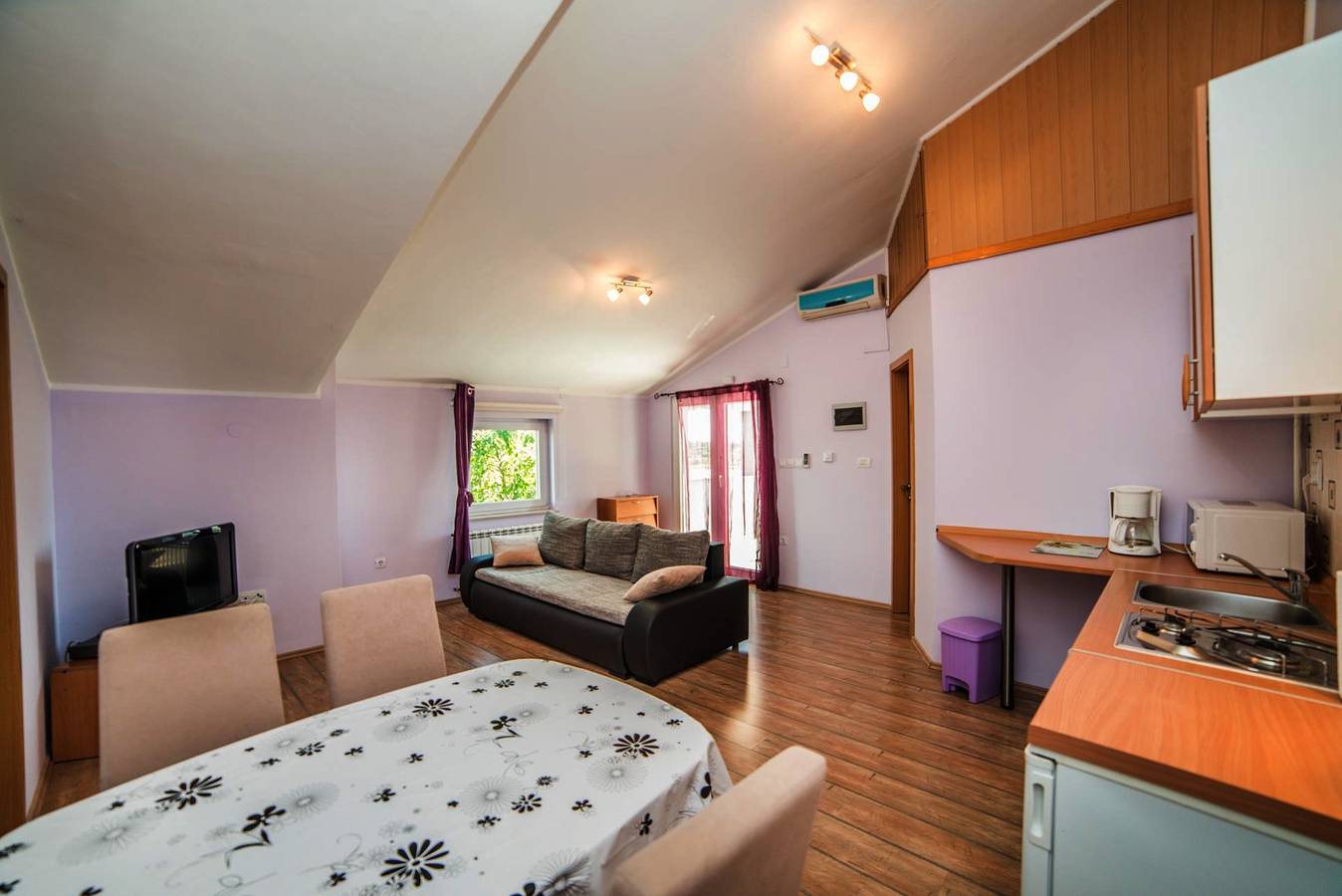 Appartamento intero, Đurđa B in Fazana, Costa meridionale dell´Istria