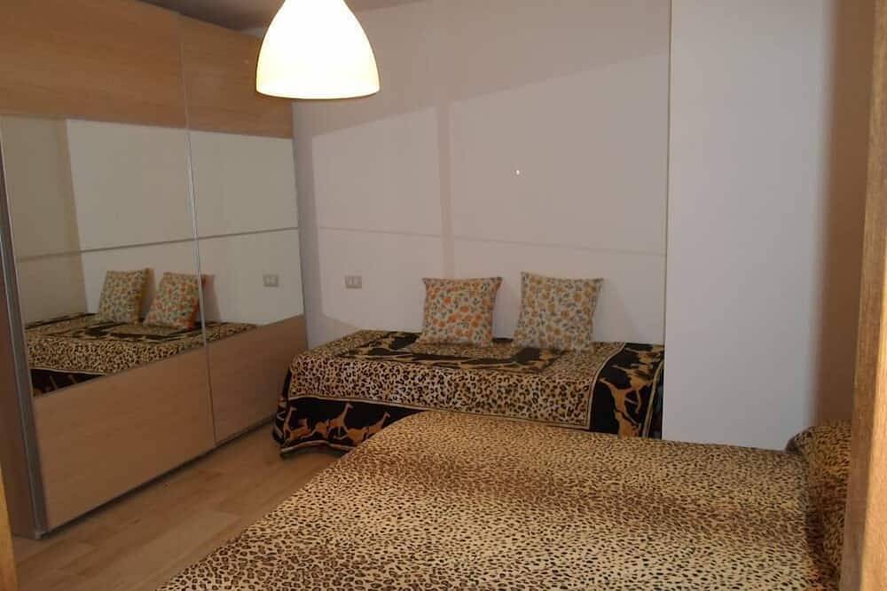 Hel lejlighed, In the paradise of Sardinia,beautiful apartme 400 m from the sea of ​​Calagonone in Cala Gonone, Dorgali