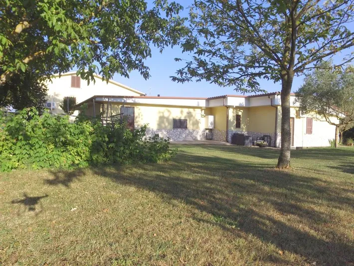 Chambre d’hôte pour 4 personnes, avec jardin et piscine, animaux acceptés - 1