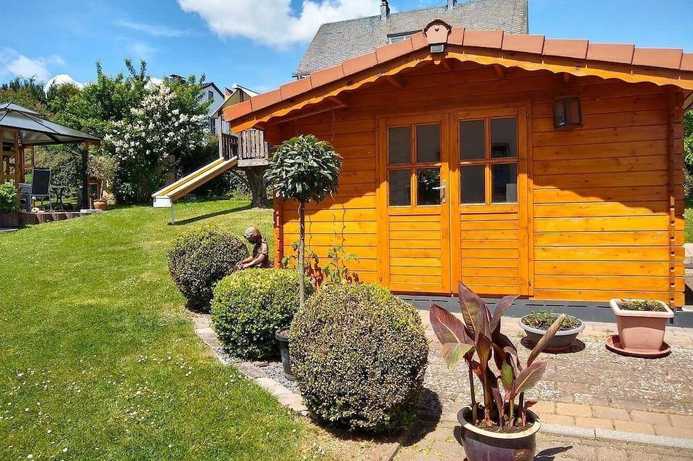 Geheel appartement, Gertrud Wieser appartementhuur - 2 slaapkamer appartement - Niet roken - in Lissendorf, Vulkaan-Eifel