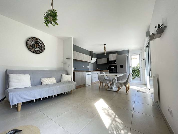 Ganze Ferienwohnung, Ferienwohnung für 4 Personen mit Terrasse in Le Lavandou, Mittelmeerküste (Frankreich)