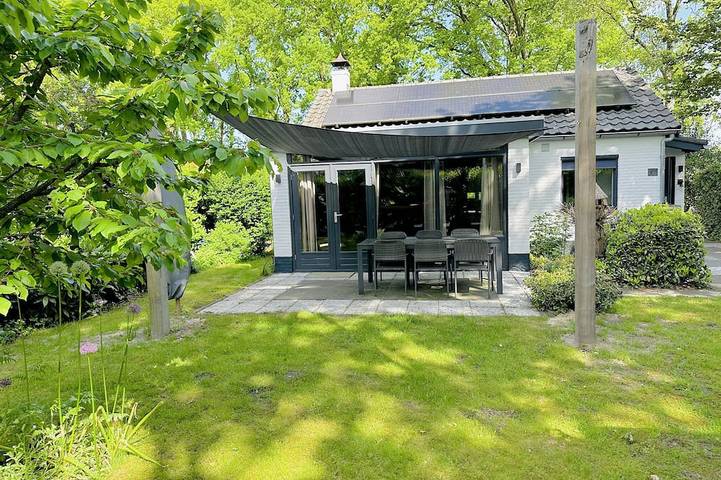 Ferienhaus für 6 Personen, mit Sauna und Garten sowie Whirlpool