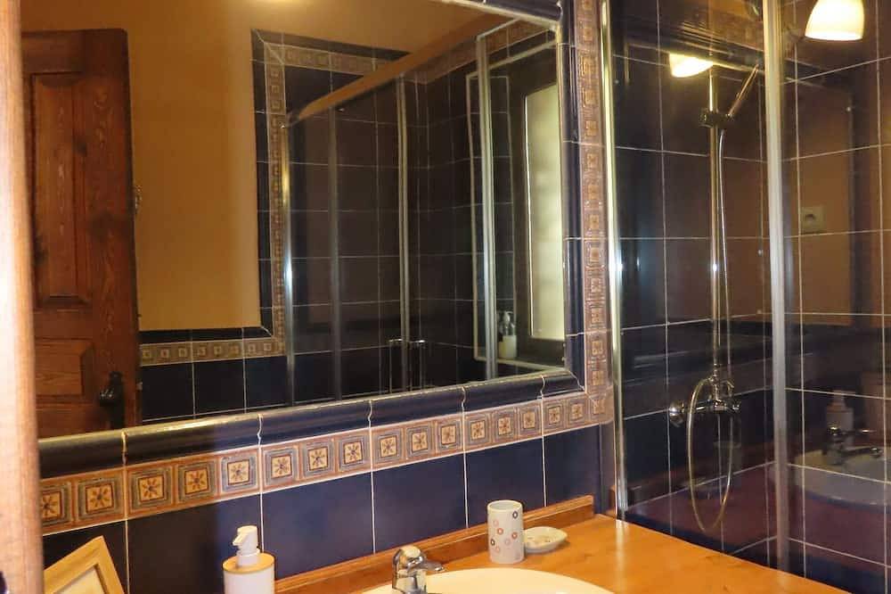 Maison-Cottage-Sdb privée avec baignoire-Vue sur Montagne-Casa Cimera in Hoyos del Espino, Région d'Ávila