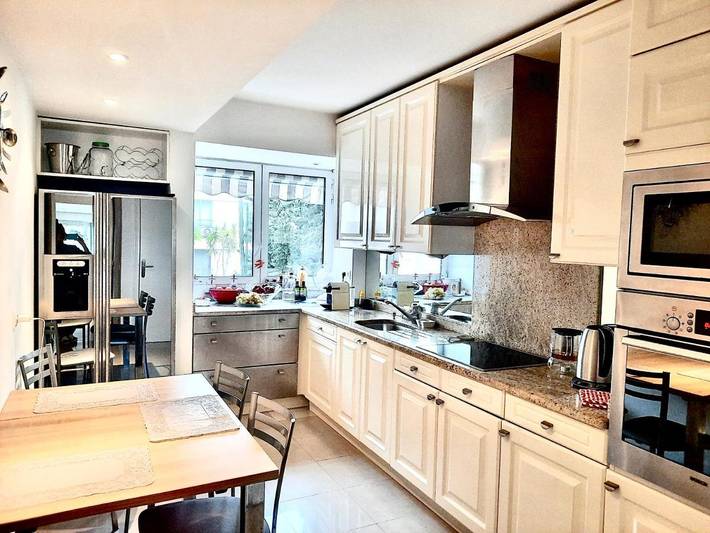 Gîte pour 4 personnes, avec vue et terrasse, animaux acceptés dans Bijou Plage Cannes - 4