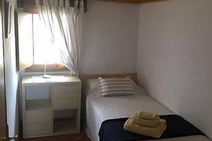 Gîte pour 5 personnes, avec jardin et balcon à Torroella de Fluvià - 4