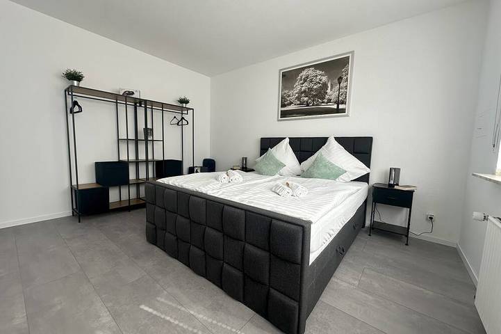 Ganze Wohnung, Penthouse, Kingsize Bed, Queensize Sofabed, 650Mbit Wlan, voll Kitchen,Workspace in Euskirchen, Eifel (Nordrhein-Westfalen)