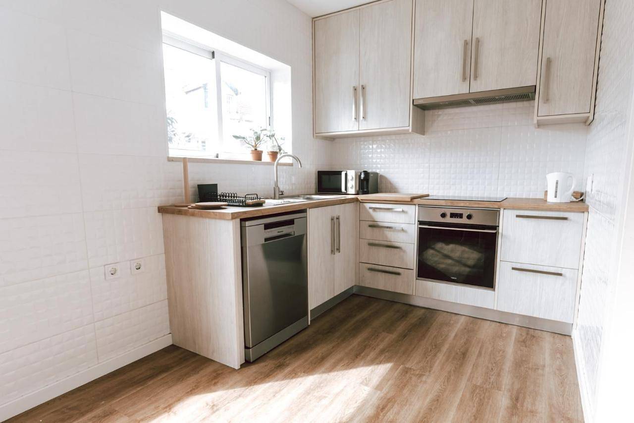 Apartamento inteiro, Three-Bedroom Apartment in Santarém, Rio Tejo