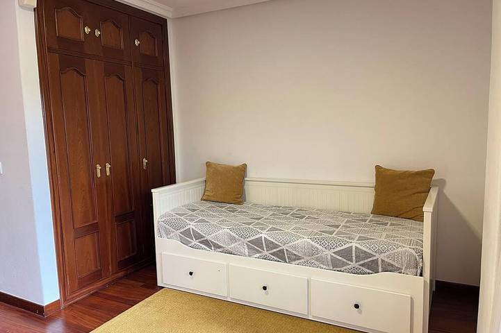 Ferienwohnung für 2 Personen, mit Garten und Balkon in Vigo - 4