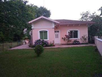 Gîte pour 6 personnes, avec piscine et jardin à Pontenx-les-Forges