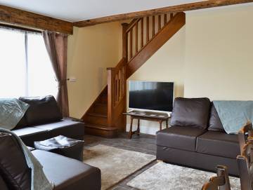 Log Cabin for 8 People in Powys, Mid-Wales, Photo 1