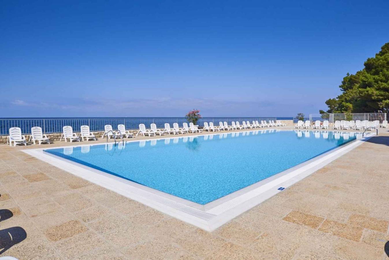 Apartamento vacacional entero, Apartamento de vacaciones con piscina  in Umag, Region de Umag
