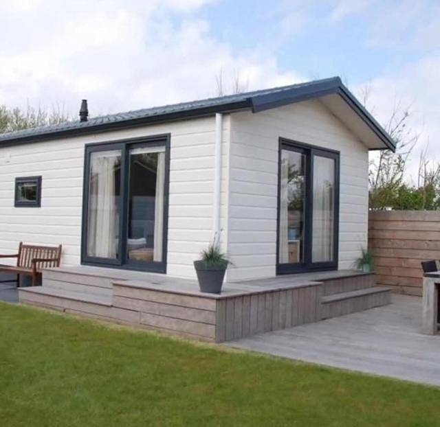 Chalet voor 6 personen, met Terras en Uitzicht in Zoutelande