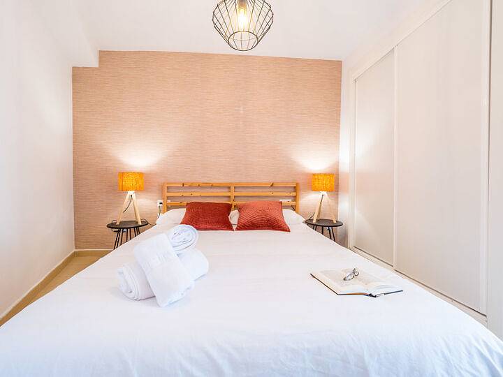 Ganze Wohnung, Ferienwohnung für 4 Personen mit Terrasse in Málaga (Este), Malaga