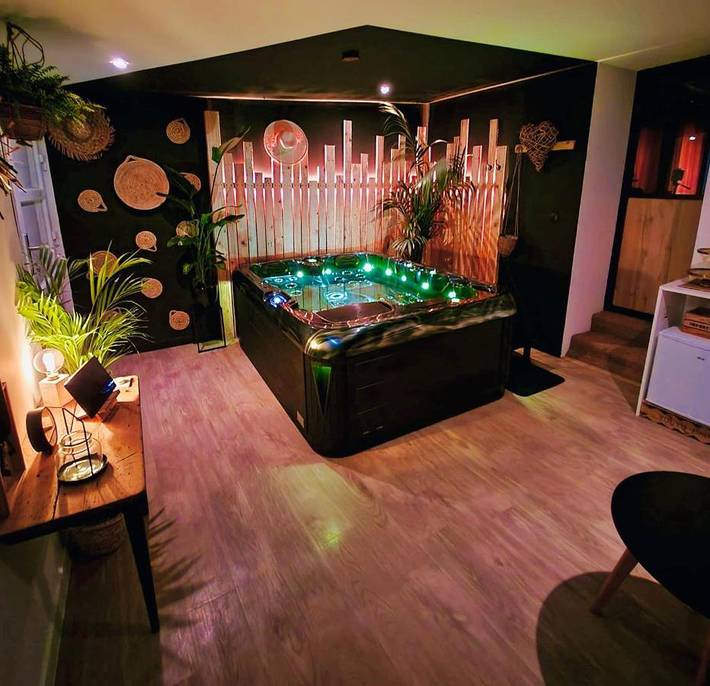 Hôtel pour 2 personnes, avec piscine et jacuzzi