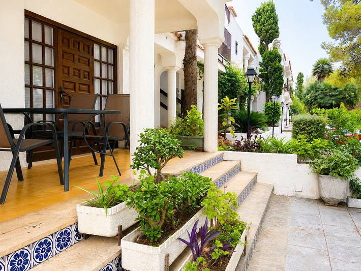 Casa de vacaciones para 8 personas, con terraza y piscina - 1