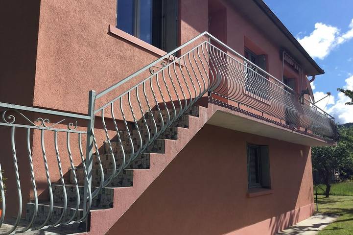 Gîte pour 4 personnes, avec jardin et balcon, animaux acceptés à Gerde (homonymie)