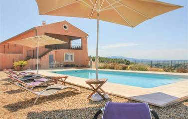 Gîte pour 10 personnes, avec jardin et piscine à Cairanne