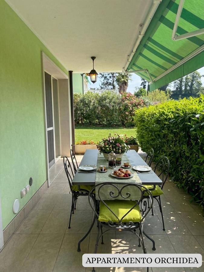 Appartamento per 6 persone, con Terrazza e Giardino nonché Piscina e Panorama a Pastrengo