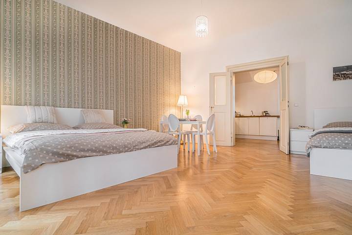 Ganze Ferienwohnung, Ferienwohnung für 6 Personen in Prag, Mittelböhmen