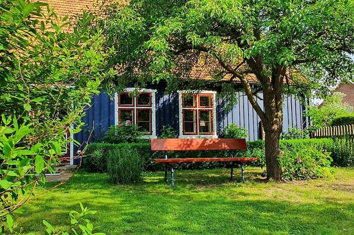 Ferienhaus für 4 Personen, mit Terrasse und Garten sowie Sauna, mit Haustier