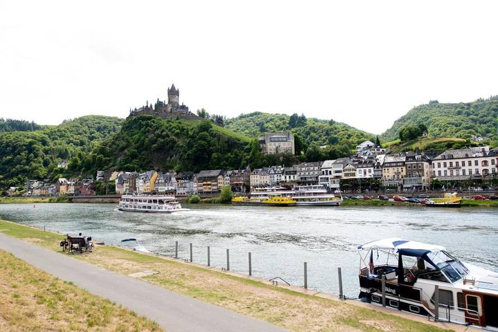 Ferienwohnung für 4 Personen, mit Ausblick und Garten in Cochem