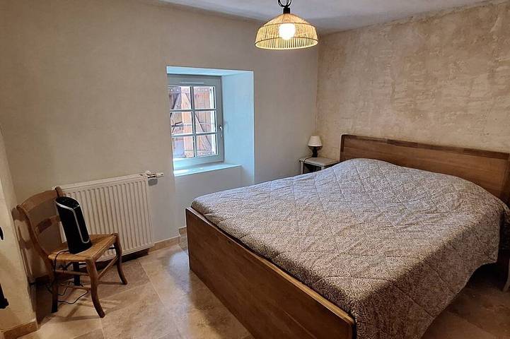 Location de vacances pour 8 personnes, avec jardin et terrasse, animaux acceptés à Saint-Ferréol-Trente-Pas - 2