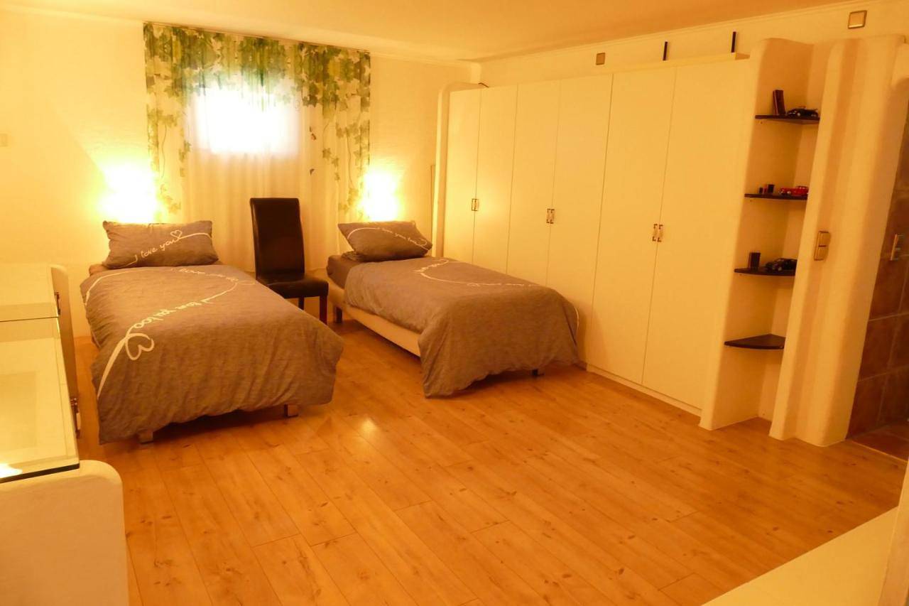 Ganze Wohnung, Two-Bedroom Apartment in Laichingen, Laichingen Region