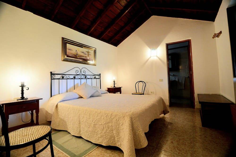 Stone house in Villa de Garafía with panoramic views in Garafía, La Palma Nord